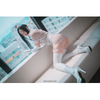 DJAWA_Bambi - Nurse Nation (White ver.)_3-Bme3rbSc.jpg